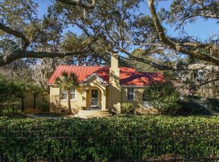 2207 Bay St, Beaufort, SC 29902