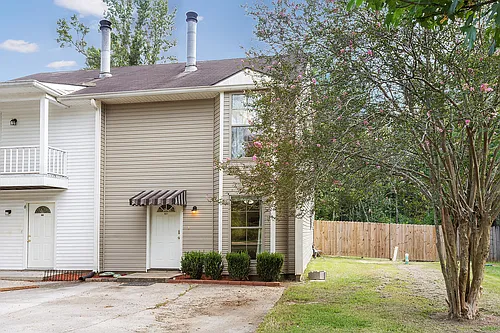 12822 Hodges Ln #105 Photo 1