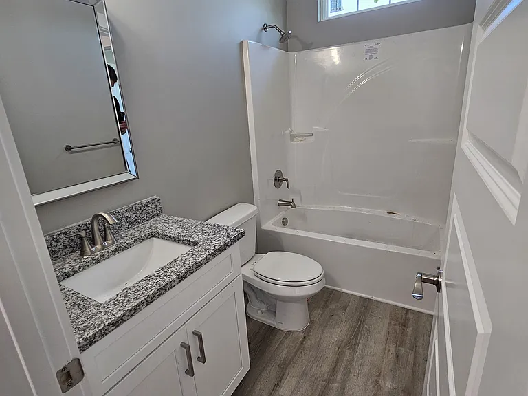 1440 Mauge St — Photo 5