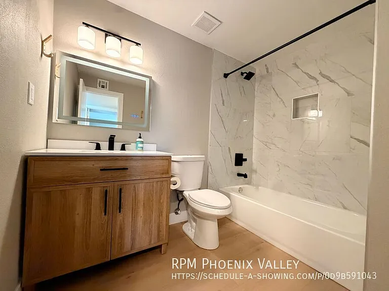 3902 E Joan De Arc Ave — Photo 15
