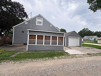 4th image of 308 5th Ave S