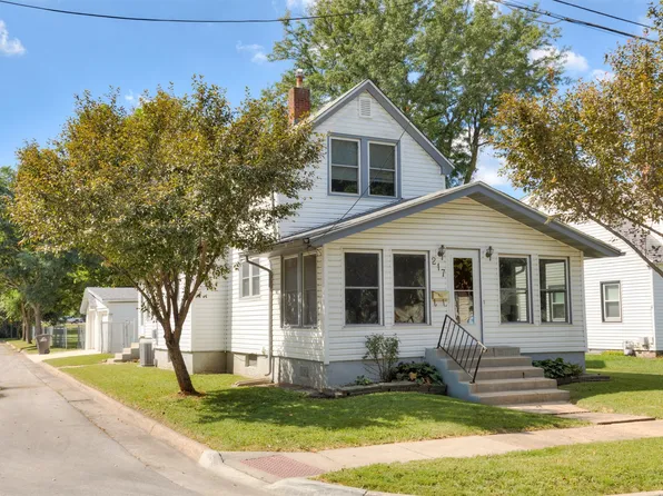 217 E Edison Ave, Des Moines, IA 50315
