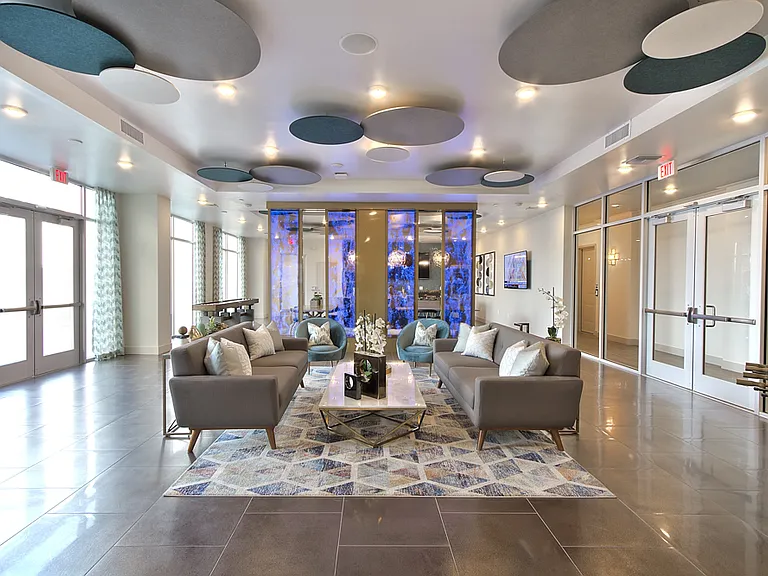 Jade Apartments — Photo 3