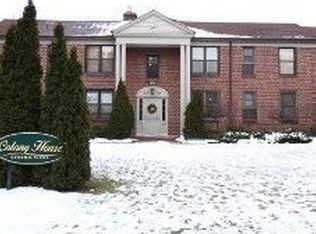 22669 Garrison St APT 202, Dearborn, MI 48124