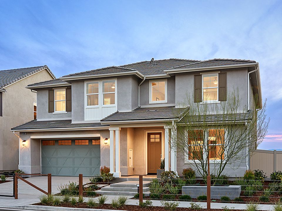 Lyra At Skyline Plan 2 Model Home Front Exterior