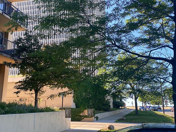 4th image of 6730 S Shore Dr #1201