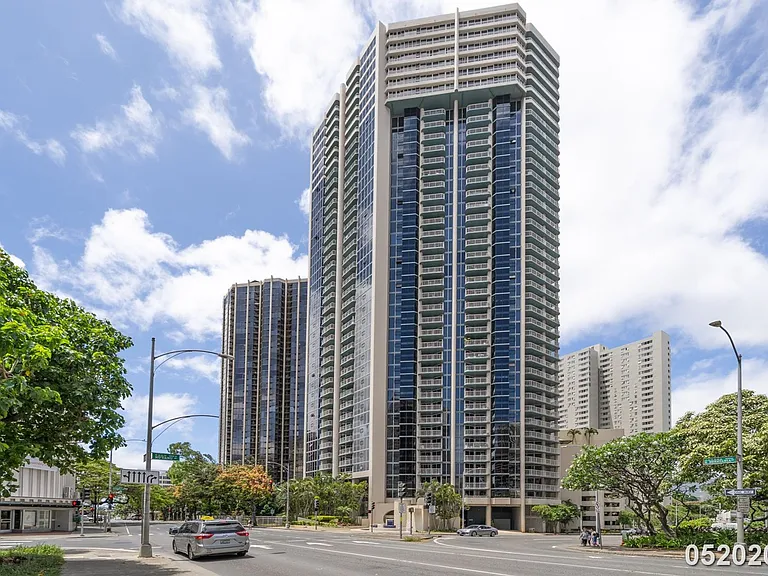 1212 Nuuanu Ave #2406 — Photo 1