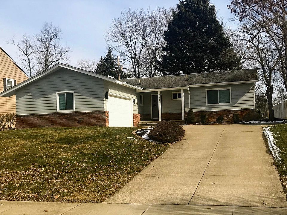 1st image of 223 Grayling Dr