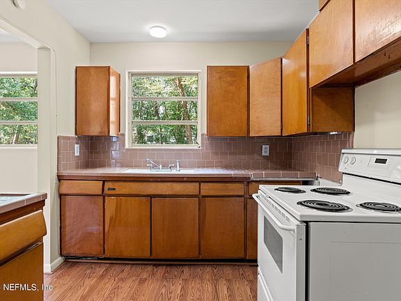 3rd image of 2204 PATOU Drive