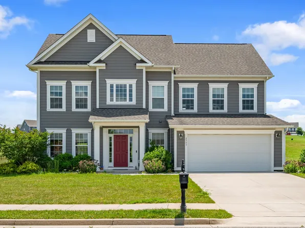 2243 Scenic Ridge Cir, Blacksburg, VA 24060