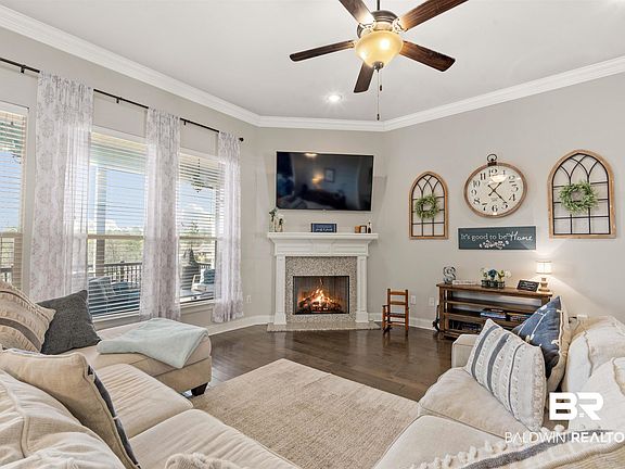 2nd image of 33933 Rutland Ln