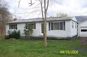 2nd image of 1303 Longreach Ln