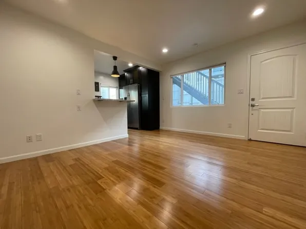 TUJ254, 254-256 W Tujunga Ave #B, Burbank, CA 91501