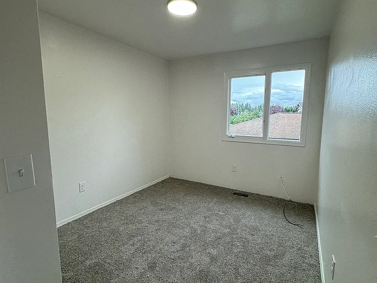 7820 Mayfair Dr #D — Photo 3