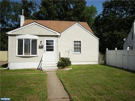 936 Winder Dr photo 1