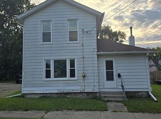 611 N Martin Luther King Jr Dr, Jackson, MI 49201