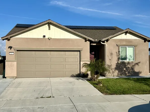 526 Wilsonia Ave, Dinuba, CA 93618
