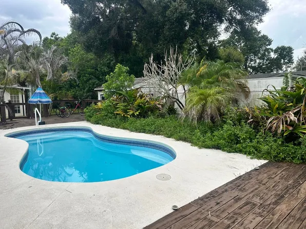 5000 Garner St #B, Fort Pierce, FL 34981