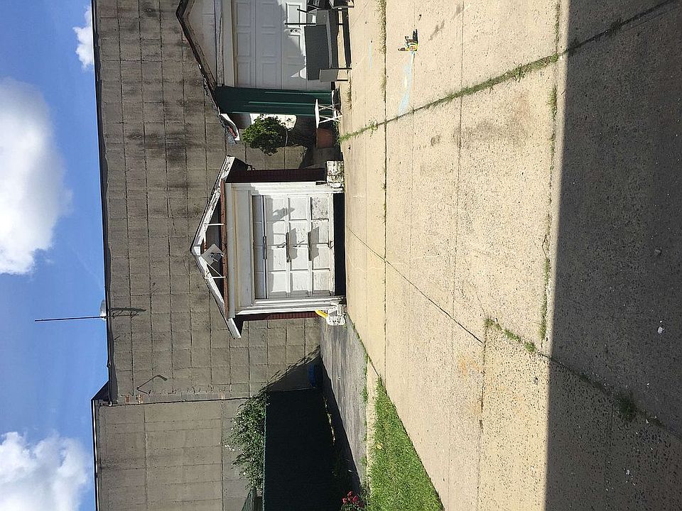 2nd image of 3635 Provost Ave