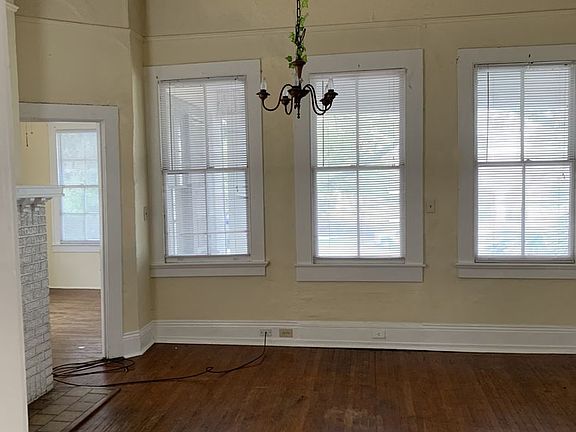 5th image of 2405 & 2405.5 Napoleon Ave #4327-29