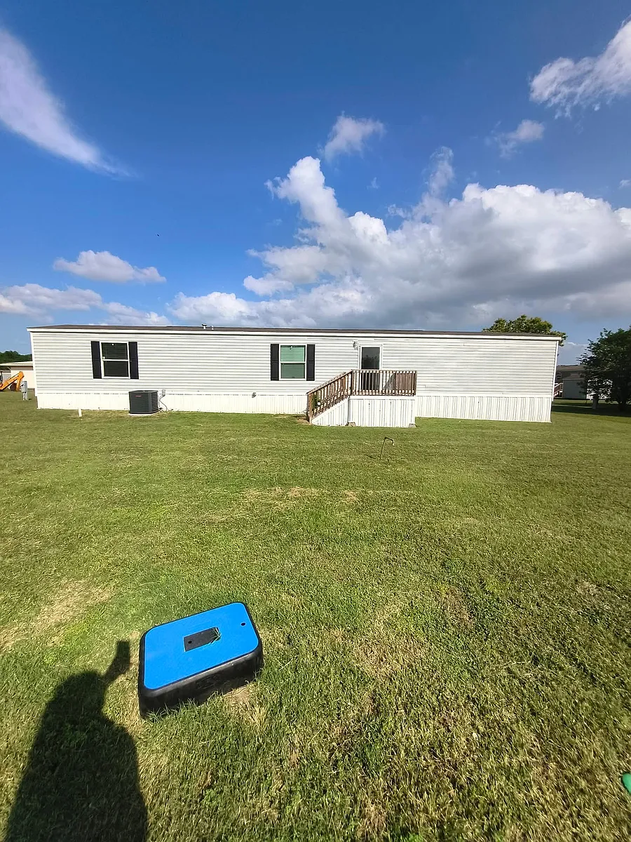Building Photo - 133 Buttercup Cir