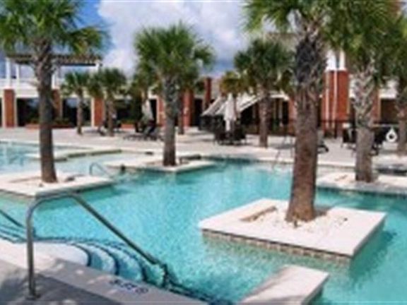 2nd image of 409 Plantation Oaks Dr