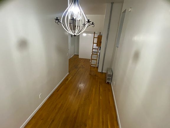 5th image of 404 W 56th St APT 2