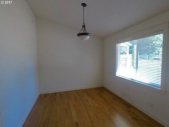 4th image of 6700 NE 58th Ave