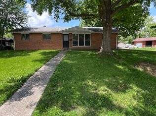 246 Edwards St, Wood River, IL 62095