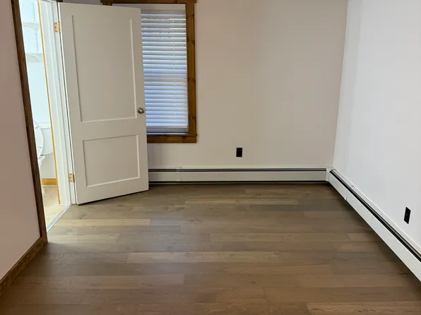 1015 15th St #1, Cody, WY 82414