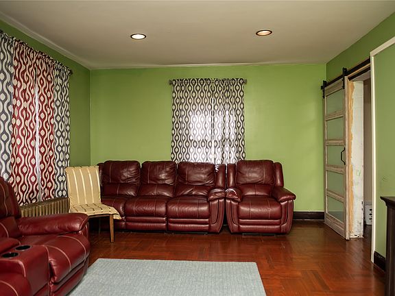 5th image of 115-20 223rd St