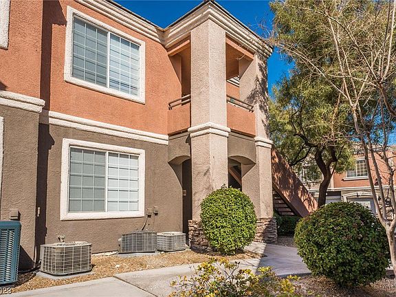 3rd image of 7705 Himalayas Ave Unit 201