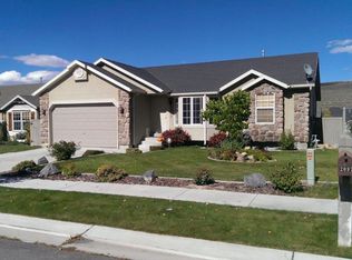 2097 E Pine Cone Rd, Eagle Mountain, UT 84005