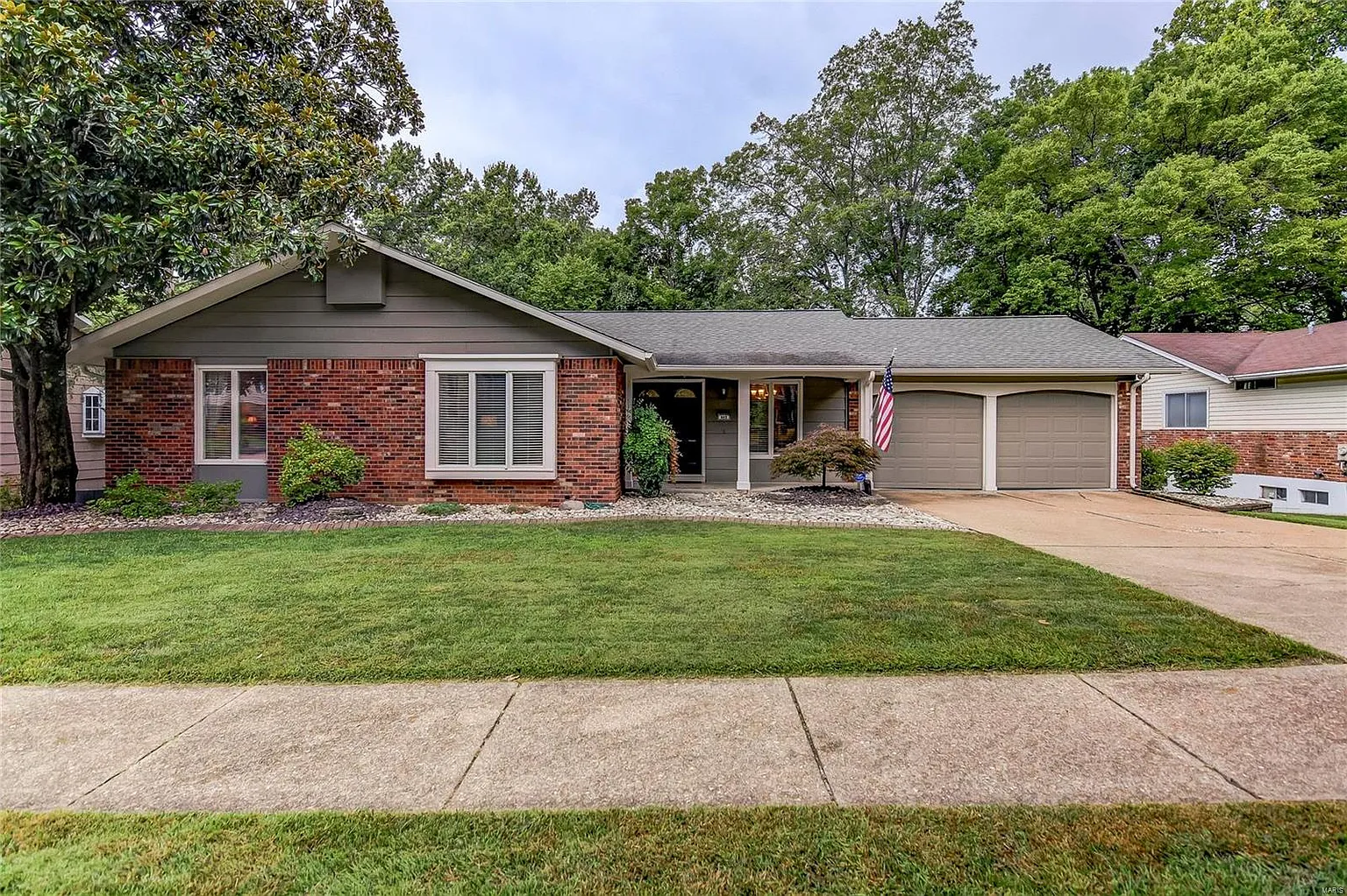 449 Maymont Dr photo 1