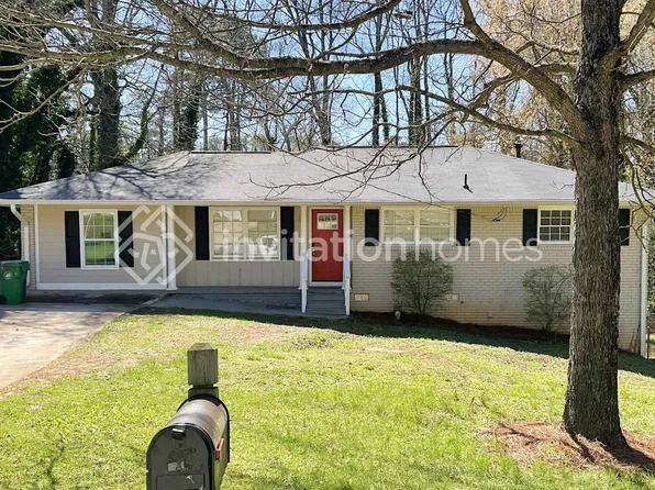 625 Elprado Ct, Stone Mountain, GA 30083