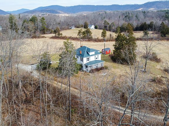4th image of 437 Roseland Rd