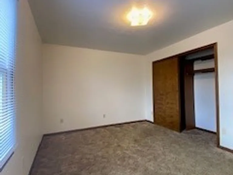 1824 Tiffany Ct — Photo 9