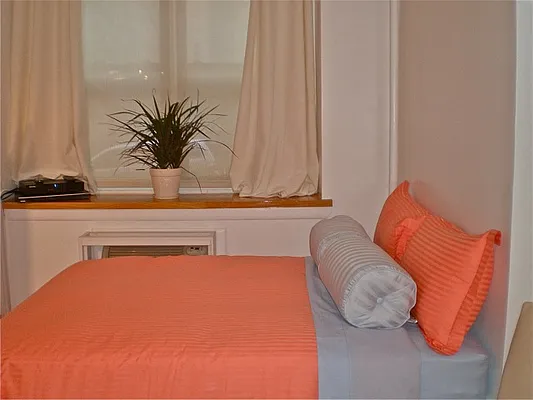 Rented by Site Realty Services | media 29