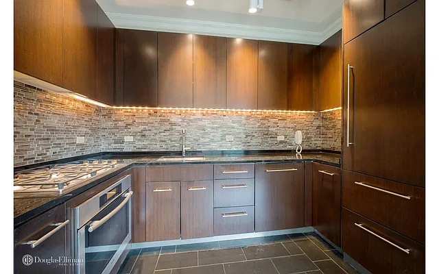 Rented by Douglas Elliman | media 13
