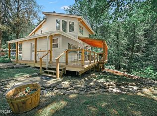 19 N New Bridge Ct, Otis, OR 97368