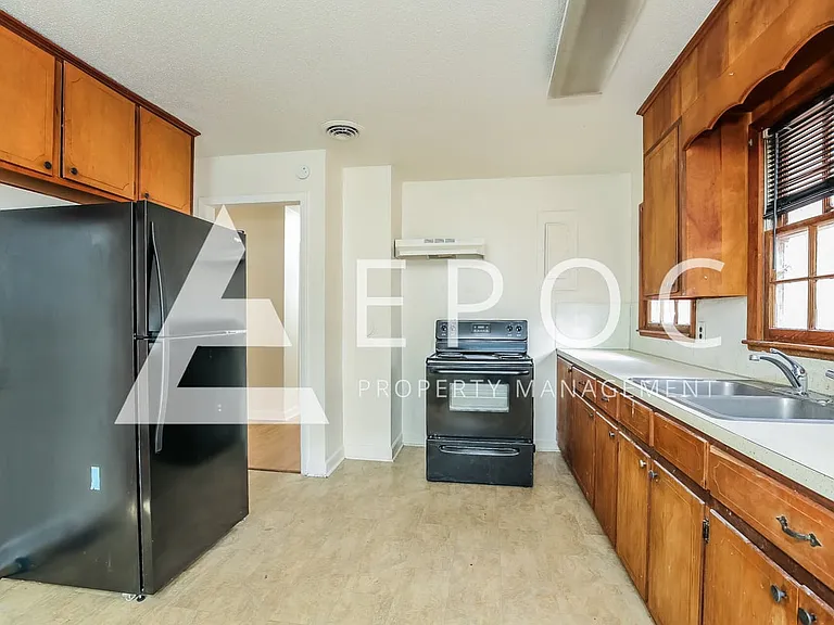 2799 N Carolina Dr #14 — Photo 3