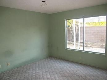 4th image of 7426 Coffeyville Ave