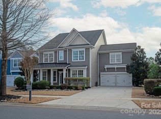 1674 Fairntosh Dr, Fort Mill, SC 29715