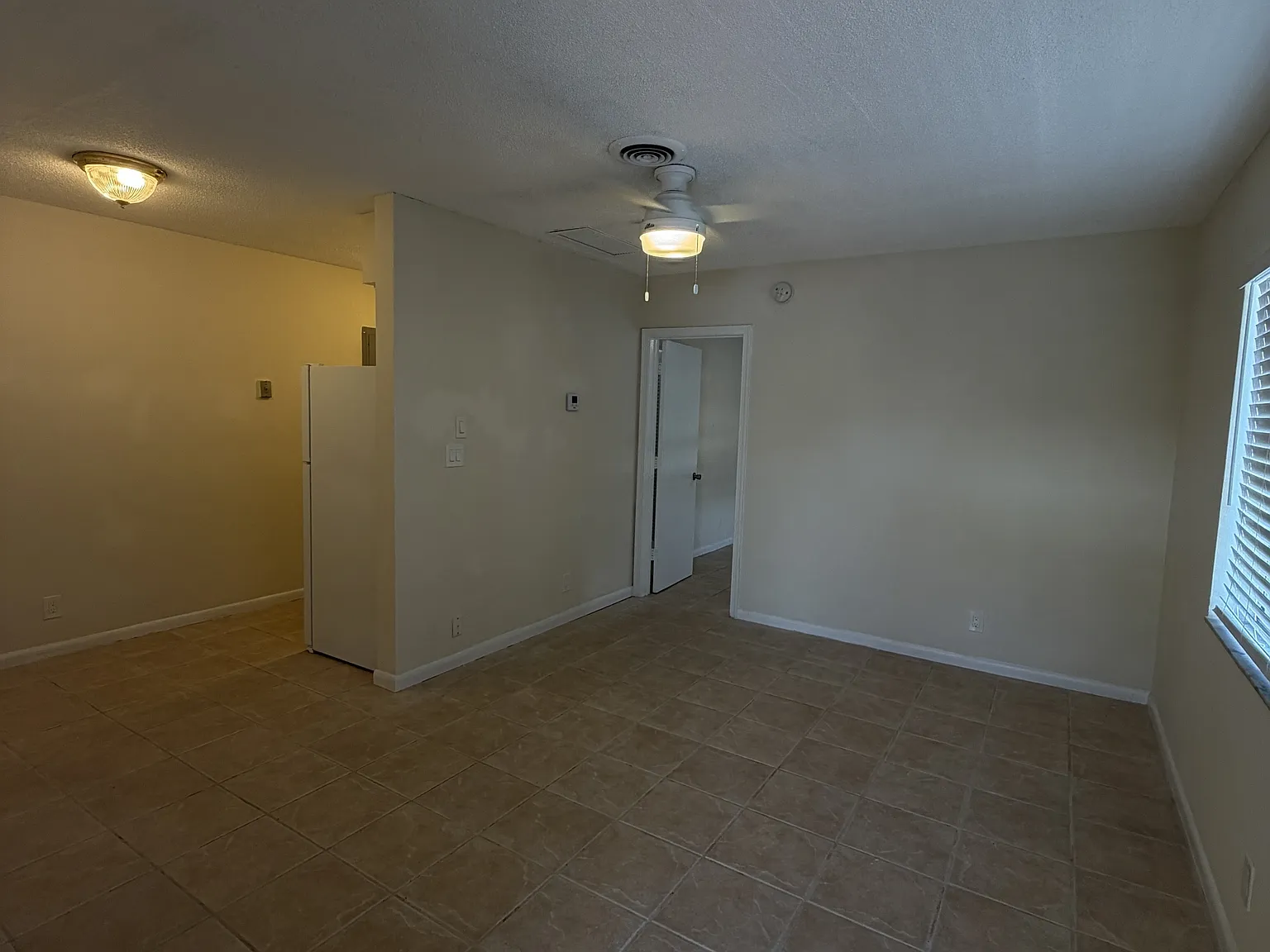 316 - Lamplighter LC — Photo 2