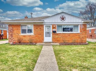 31630 Madison St, Wayne, MI 48184
