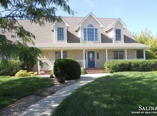 2337 Aidan Ct, Salina, KS 67401