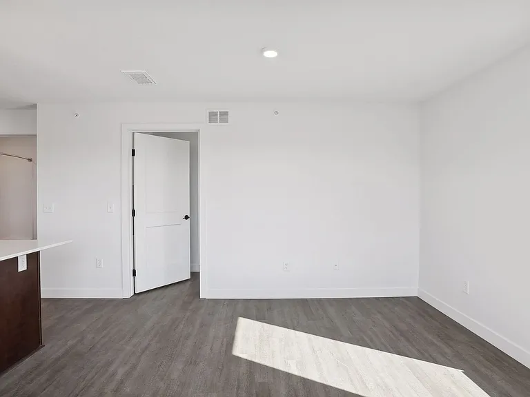 Solstice Apartments — Photo 51