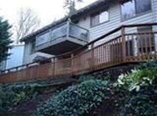 901 Bell St, Edmonds, WA 98020
