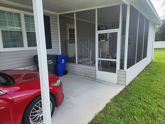4th image of 1538 Garrison Dr