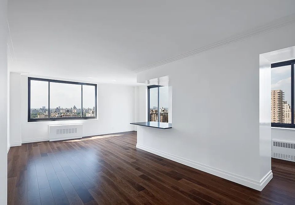 1st image of 200 E 82nd St #21DE